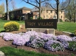 83 Troy Dr BUILDING 10-83B, Short Hills, NJ 07078