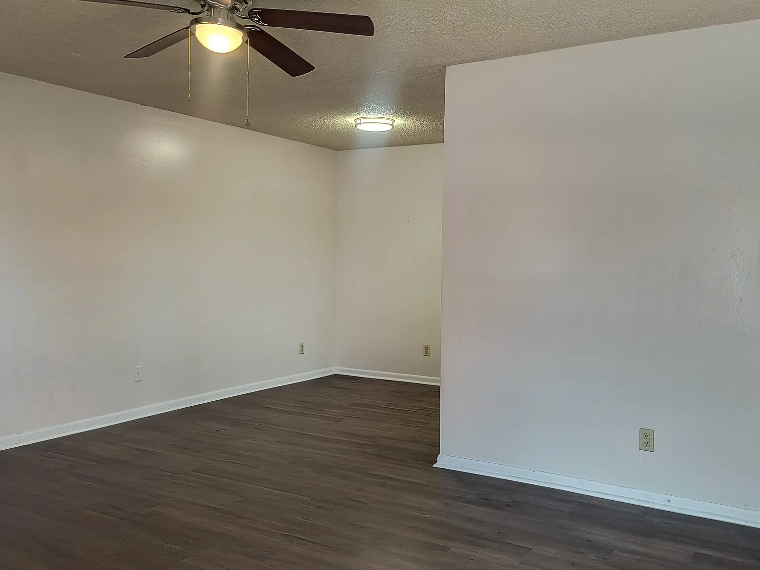 3720 Miramar Dr — Photo 4
