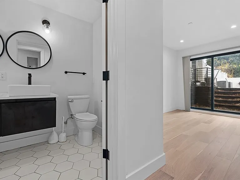 143 Trenton St #1 — Photo 11