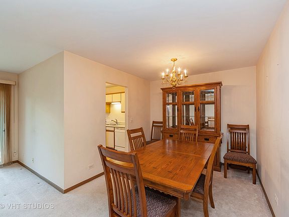 4th image of 2434 Charleston Dr Unit 1707-3