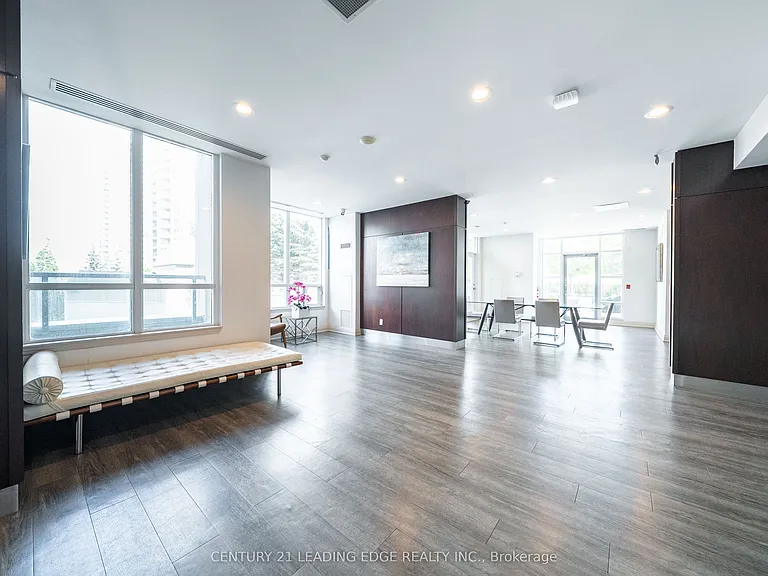 17 Barberry Pl #808 — Photo 43