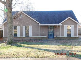 3215 Briarwood Dr, Horn Lake, MS 38637