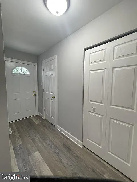 3 bed, 1.5 bath, 1300 sqft, $1,895 — Photo 3