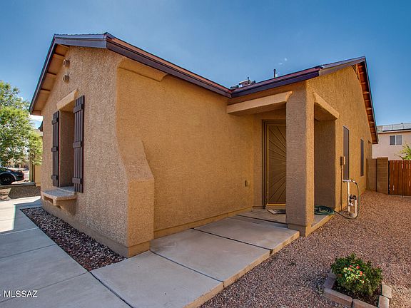5th image of 7052 S Blueeyes Dr