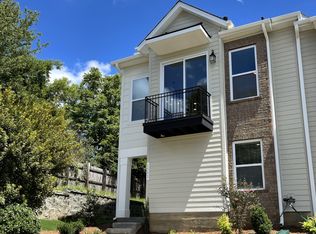 1503 Hidden Falls Rd, Charlotte, NC 28206