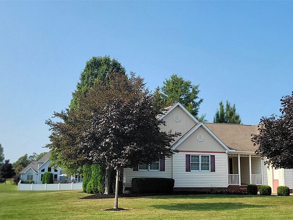 2nd image of 9662 Ginny Ln