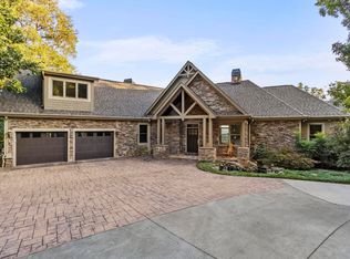 94 Eagle Rock Rd, Landrum, SC 29356