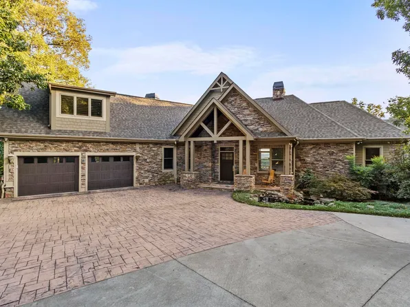 94 Eagle Rock Rd, Landrum, SC 29356