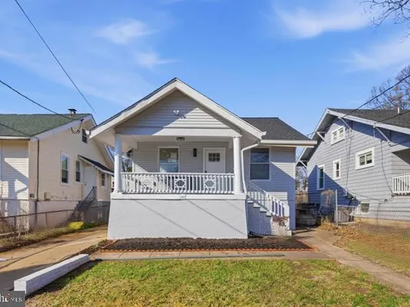 3804 40th Ave, Brentwood, MD 20722