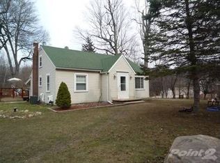 7101 Lindrath St, Washington, MI 48094