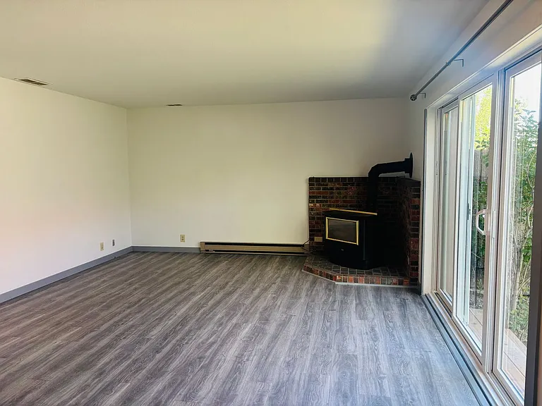 506 W Central Ave #C — Photo 2
