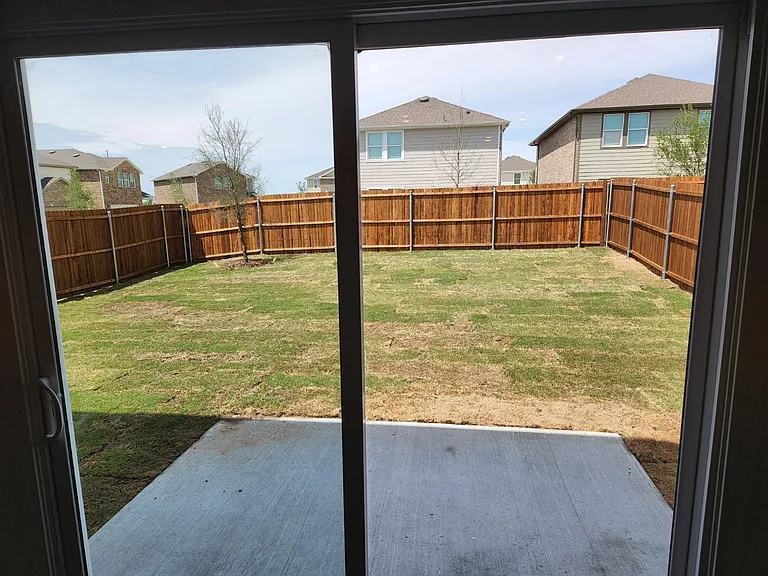 1702 Marquette Dr — Photo 11