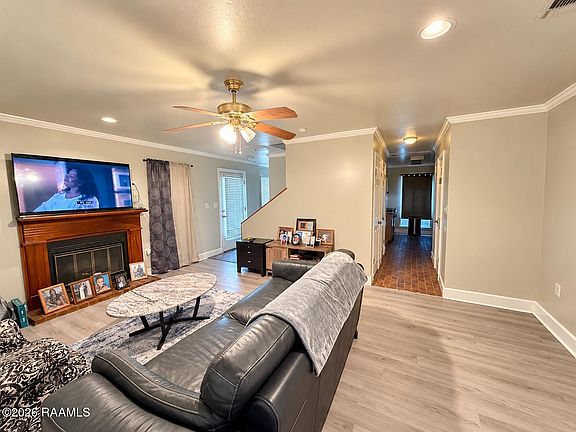 3rd image of 10127 Cashel Ave