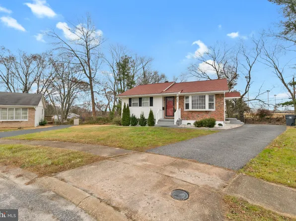 1905 Larch Ct, Edgewood, MD 21040