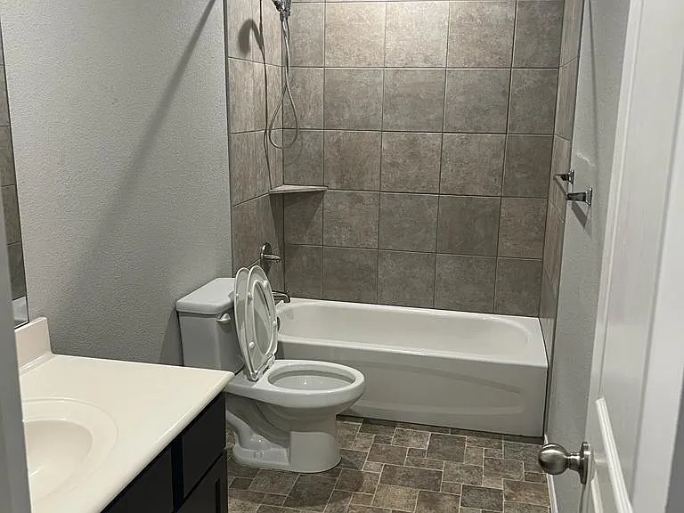 2428 Nolan Creek St — Photo 17