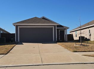 5800 Timber Point Dr, Princeton, TX 75407