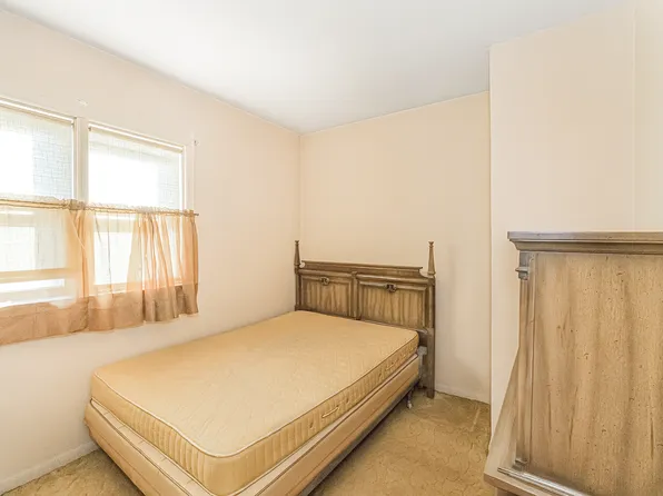 2215 West 6th Street image 14 of 28