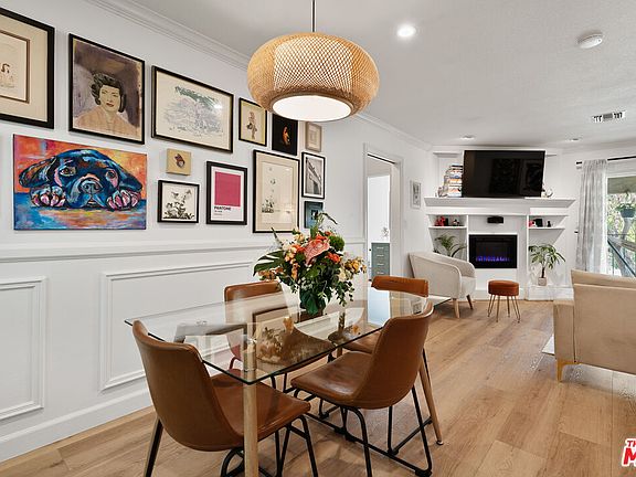 5th image of 11138 Aqua Vista St APT 63