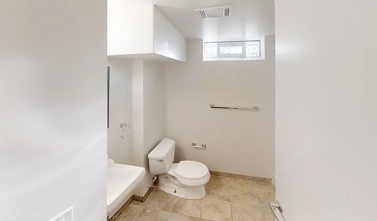 308 Skydale Dr — Photo 5