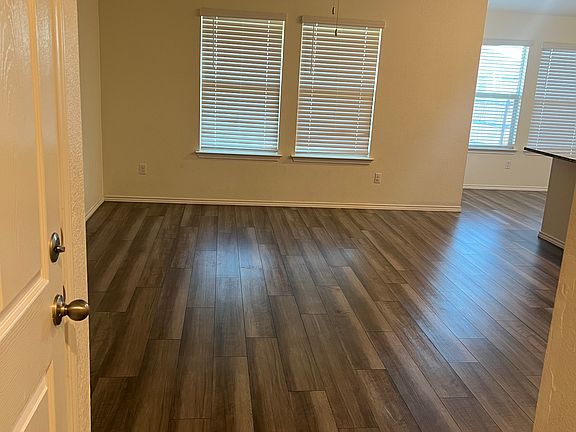 2nd image of 9008 Cantera Ridge Rd