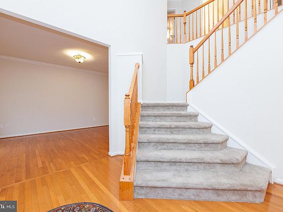 2nd image of 10970 Southcoate Village Dr