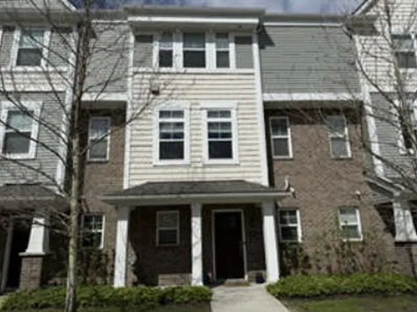 344 Heatherdale Ln #60, Ferndale, MI 48220