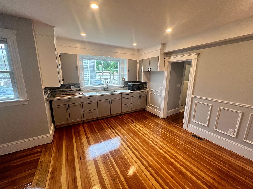28 Albertina St 1, Quincy, MA 02169 Zillow