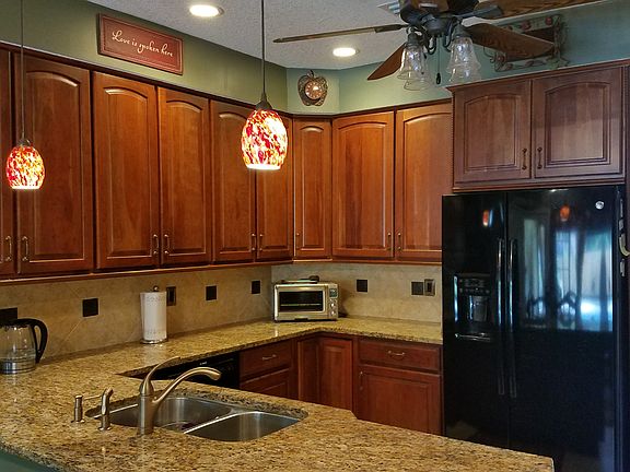 4th image of 13852 Wilmington Ct
