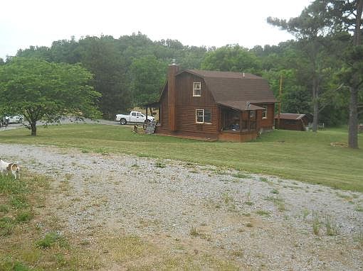 2nd image of 386 Donnie Smith Rd