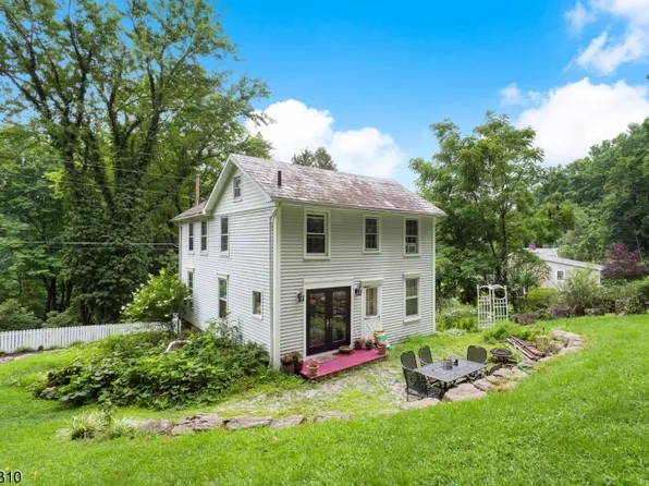 107 Mine Rd, High Bridge Boro, NJ 08829