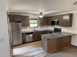 25 Railroad Ave #3, Hallstead, PA 18822