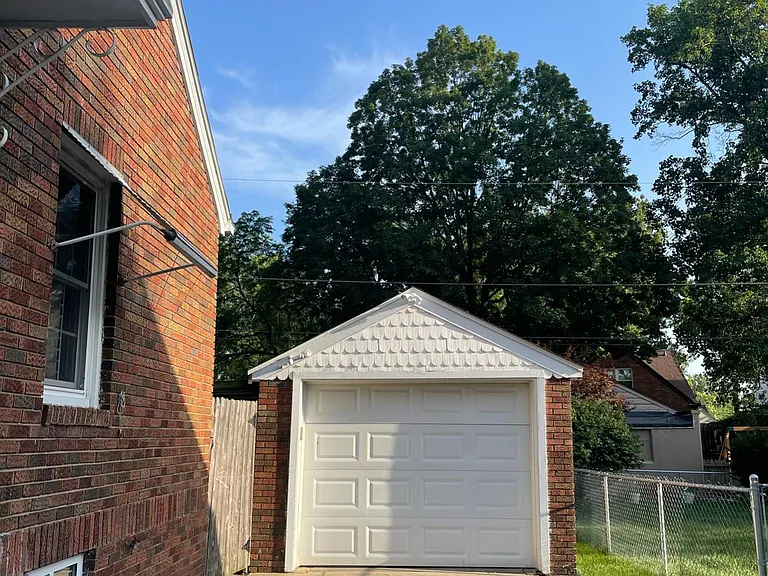 904 W Northcrest Ave — Photo 24