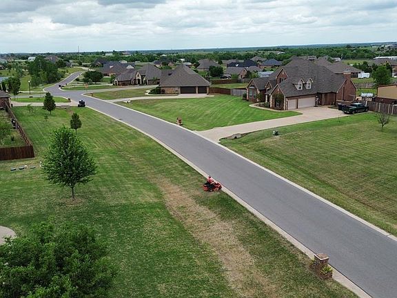 3rd image of 16201 Sterling Canyon Dr