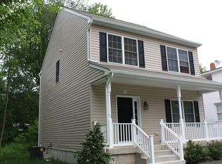 22 Jackson Ave, Glen Burnie, MD 21061