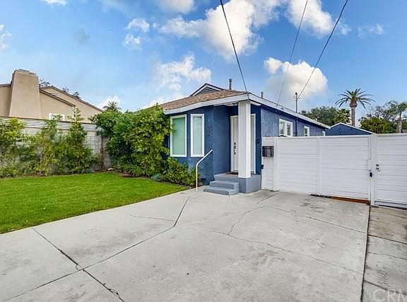 4th image of 1864 Navarro Ave