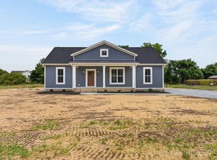 Skys Limit Ct, Reedville, VA 22539