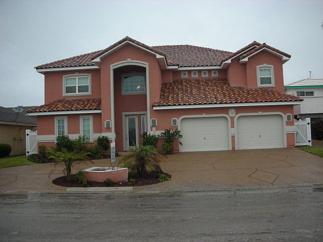 1st image of 328 S Blue Heron Dr