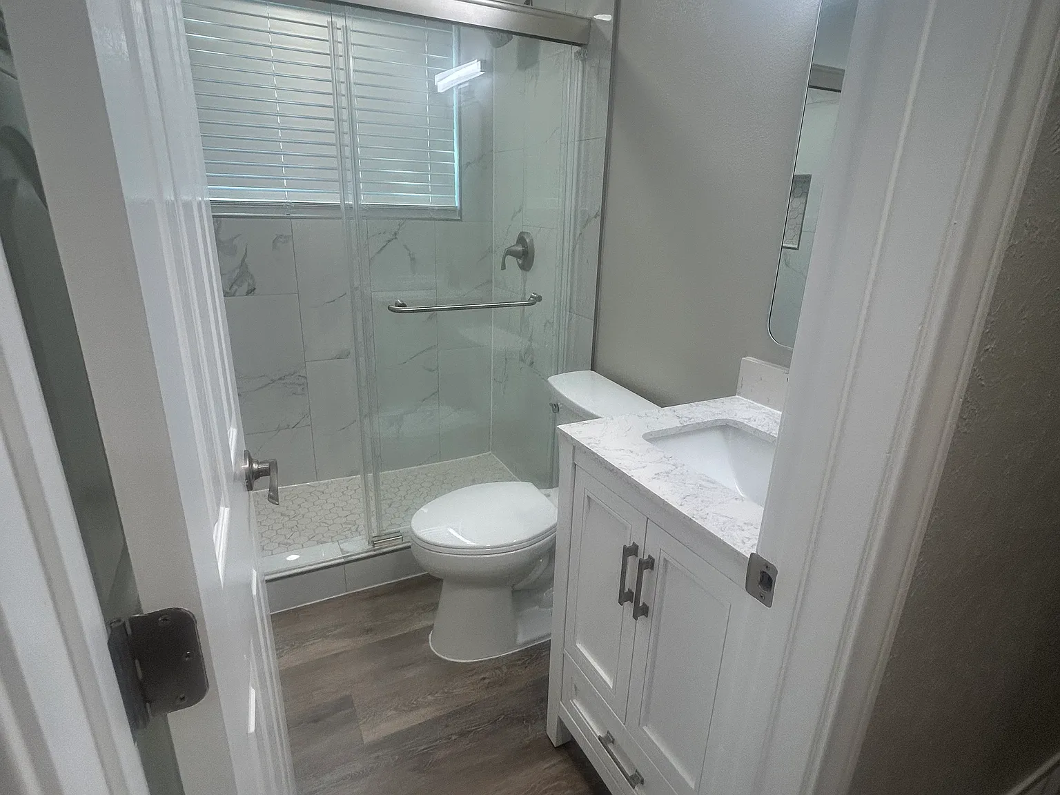 3 bed, 1206 sqft, $2,300 — Photo 4