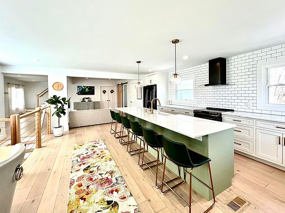 4th image of 3836 Alkire Rd