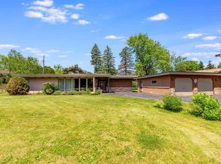 34 Billings Dr, Superior, WI 54880