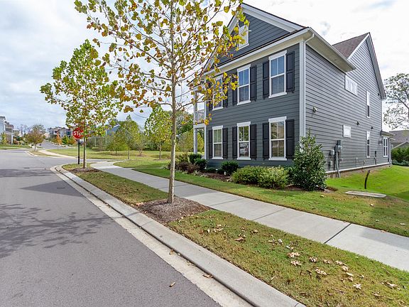 3rd image of 1500 Casner Ln