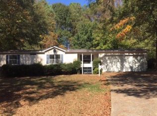 125 Navajo Trl, Bowdon, GA 30108