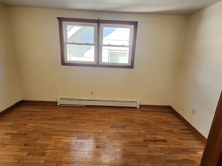 508 Cross St #2 — Photo 4