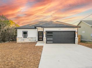 1382 Bob White Dr, Spring Branch, TX 78070