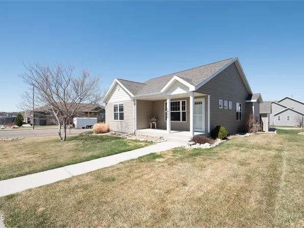 1000 Bremner Ave, Bismarck, ND 58503