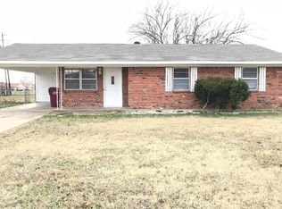 509 E College St, Leonard, TX 75452