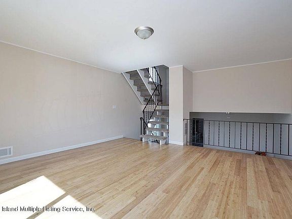 4th image of 80 Bogota St #98