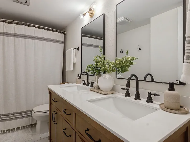 14715 Barryknoll Ln #145 — Photo 15