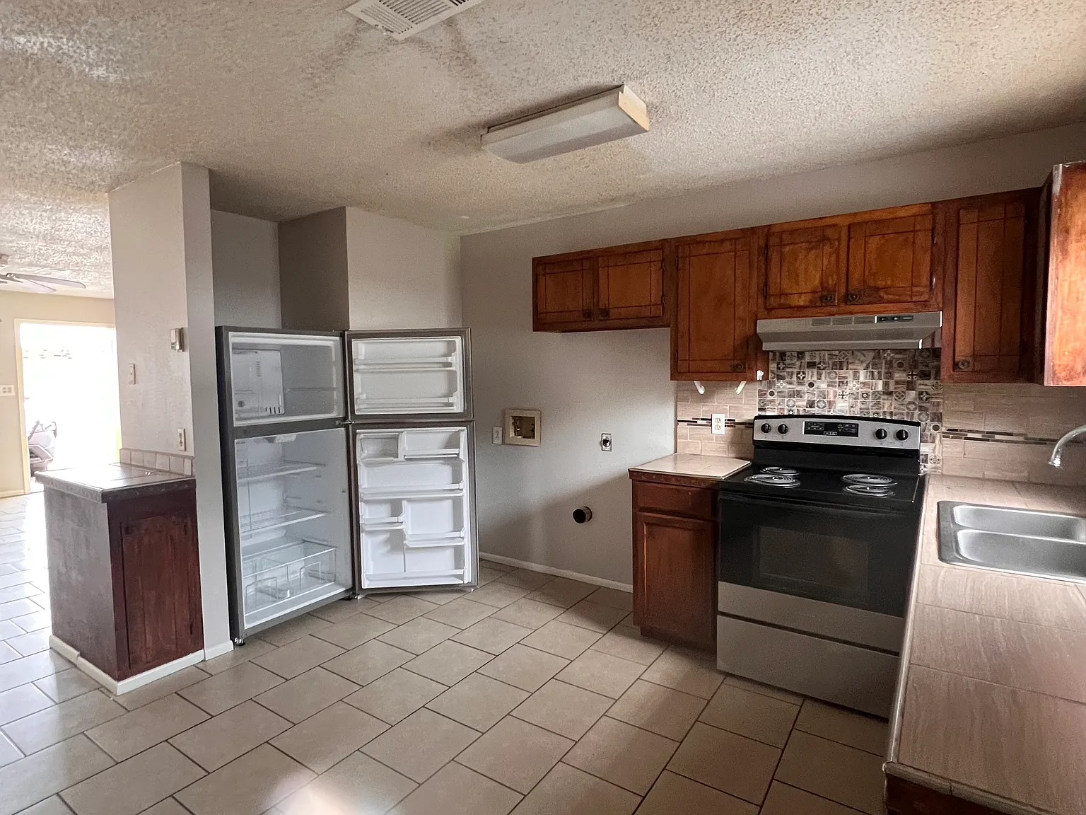 2 bed, $750 — Photo 4