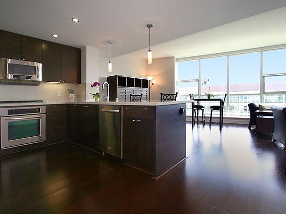 4th image of 330 Mission Bay Blvd #905